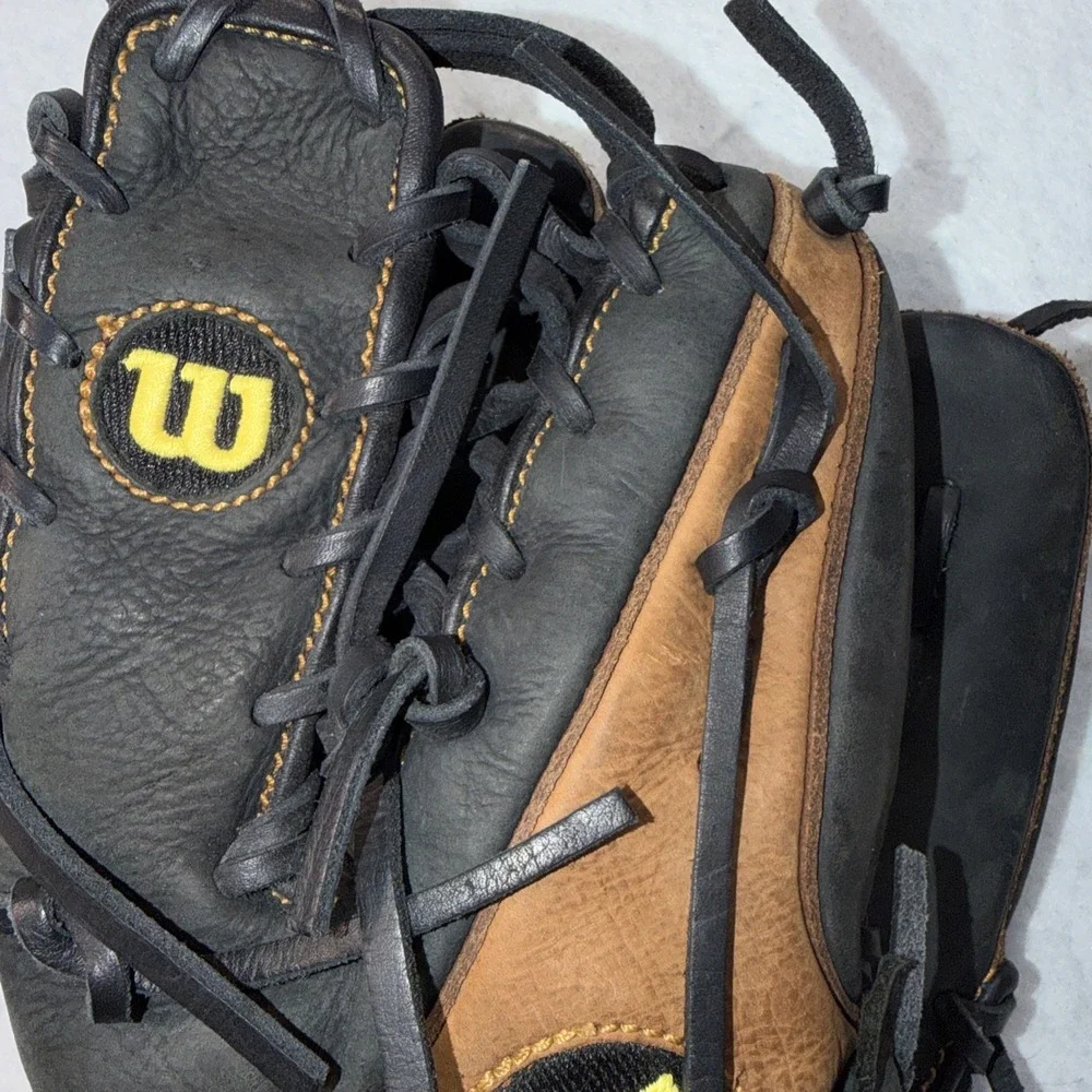 Wilson Pro Soft Yak 11.5 A1500BB0TIF Ecco Leather Baseball Glove Right RHT